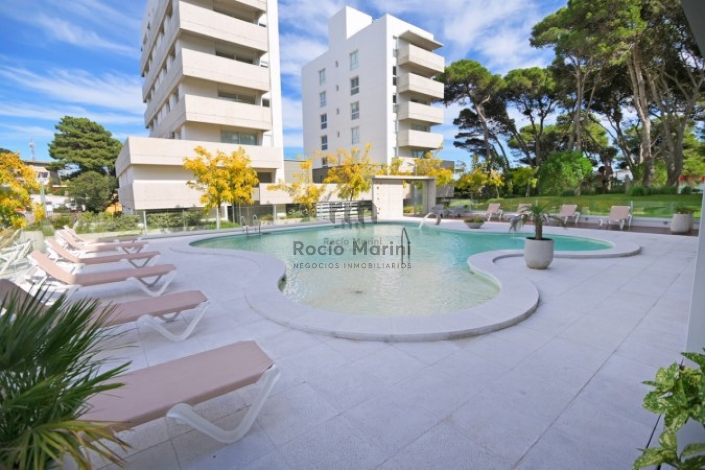 VENTA- Pinamar Centro Monoambiente