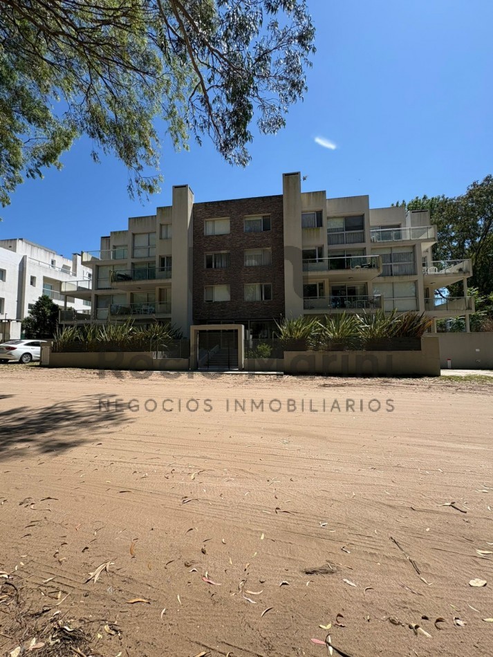 PINAMAR - Venta 2 ambientes centrico 