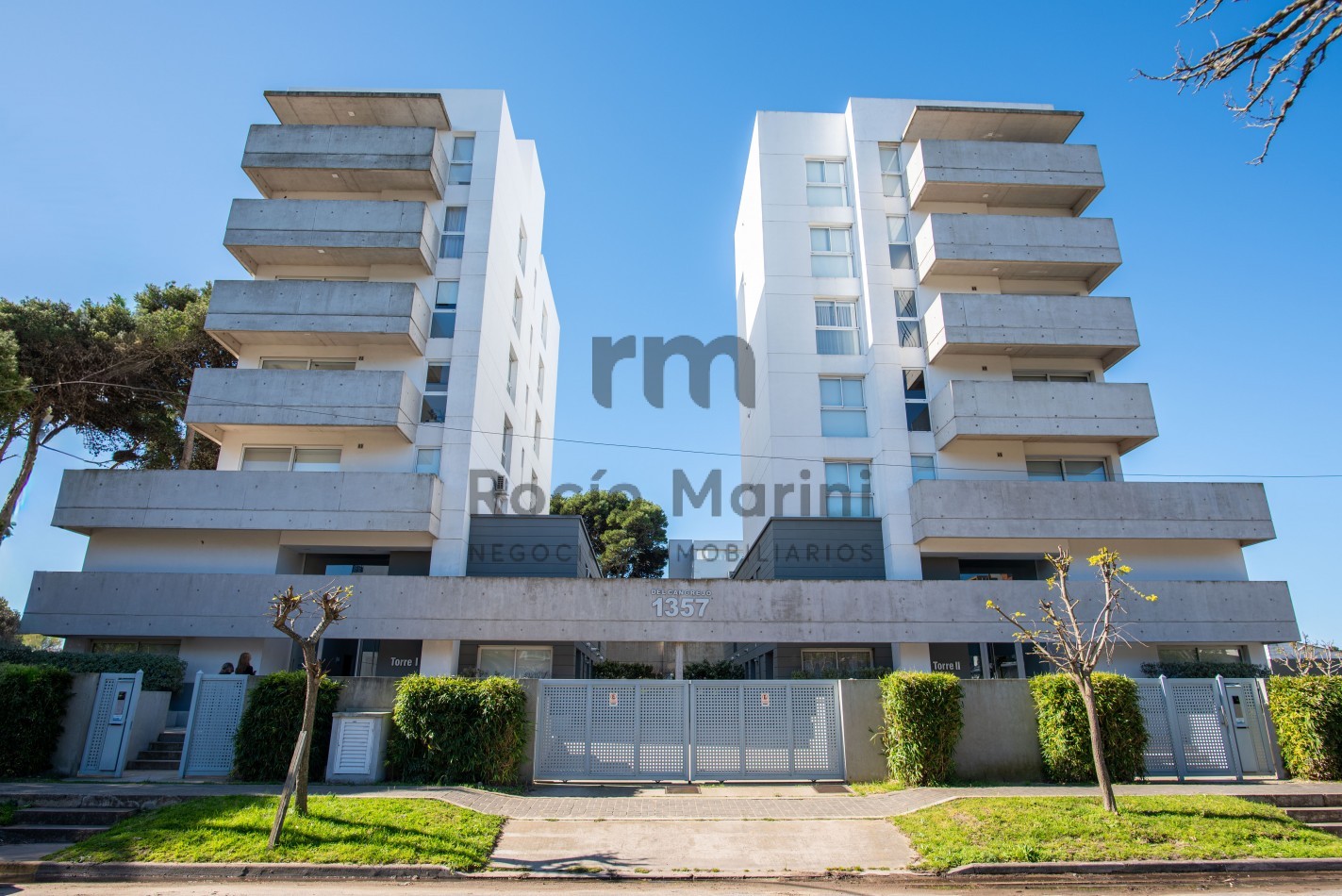 PINAMAR- Venta 2 ambientes centrico