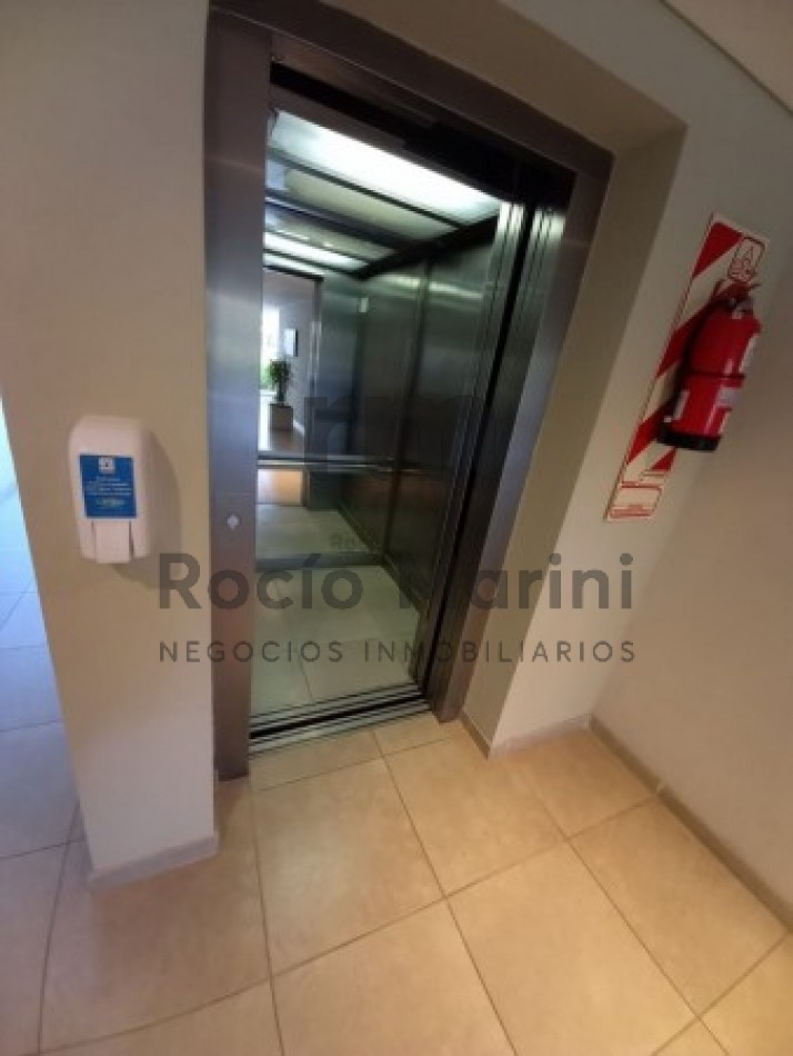 PINAMAR - Venta 2 ambientes centrico 