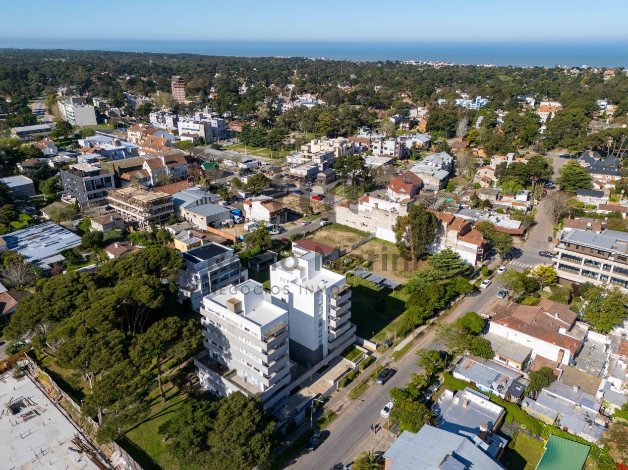 PINAMAR- Venta 2 ambientes centrico