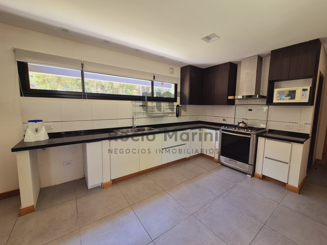 Casa en zona Alamos