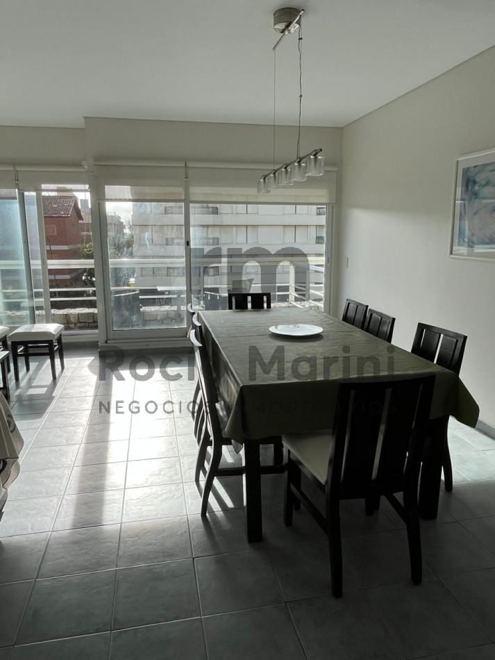 VENTA - PINAMAR 4 Ambientes a metros del mar
