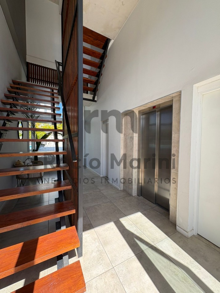 Pinamar - Venta monoambiente amplio 